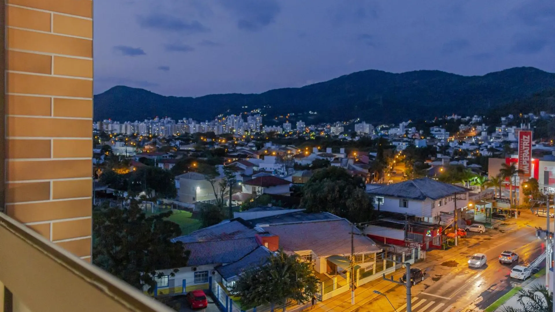 Sapphire Studios: Conforto No Corrego Grande P528 Florianópolis Lejlighed