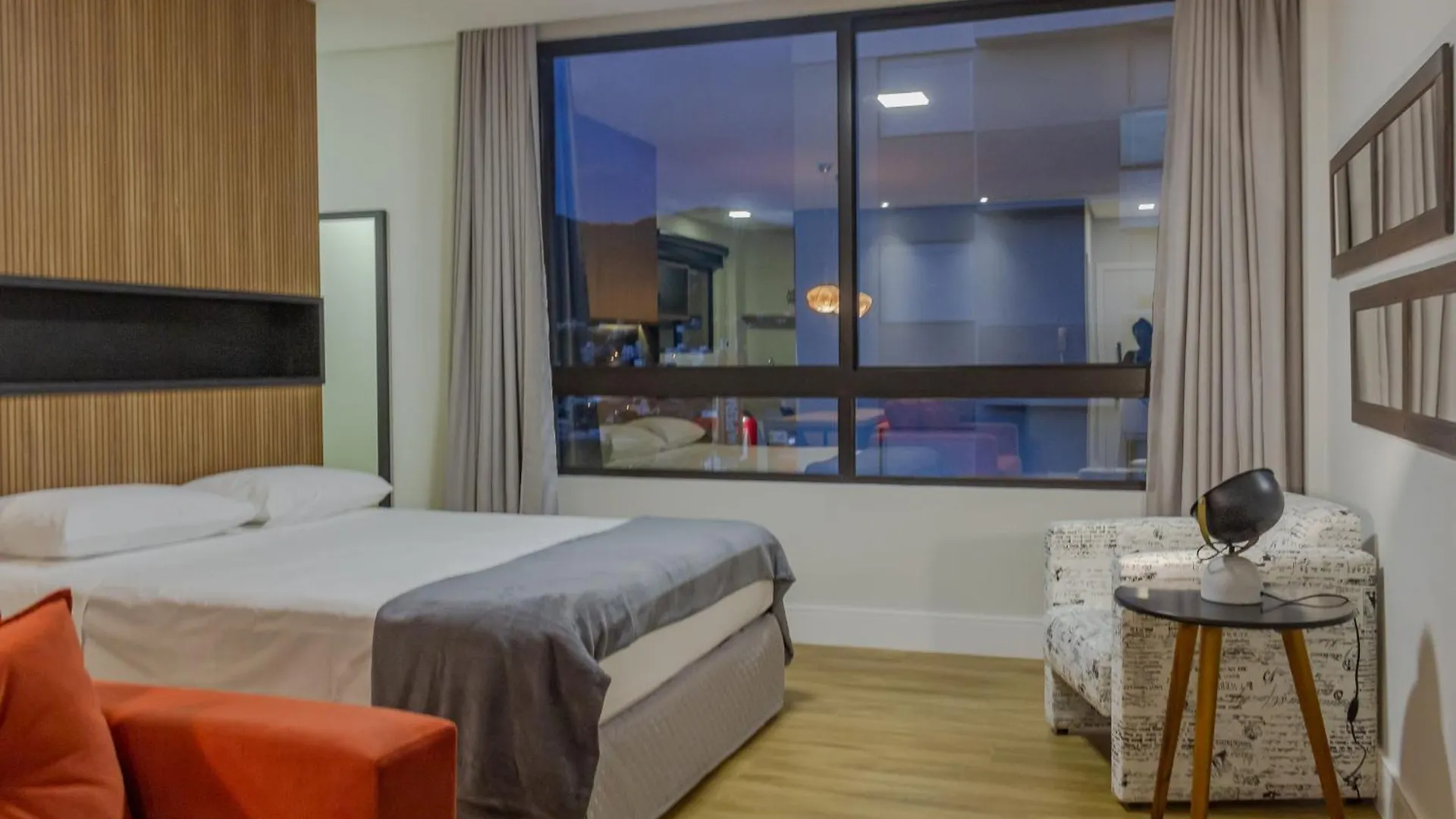Sapphire Studios: Conforto No Corrego Grande P528 Florianópolis