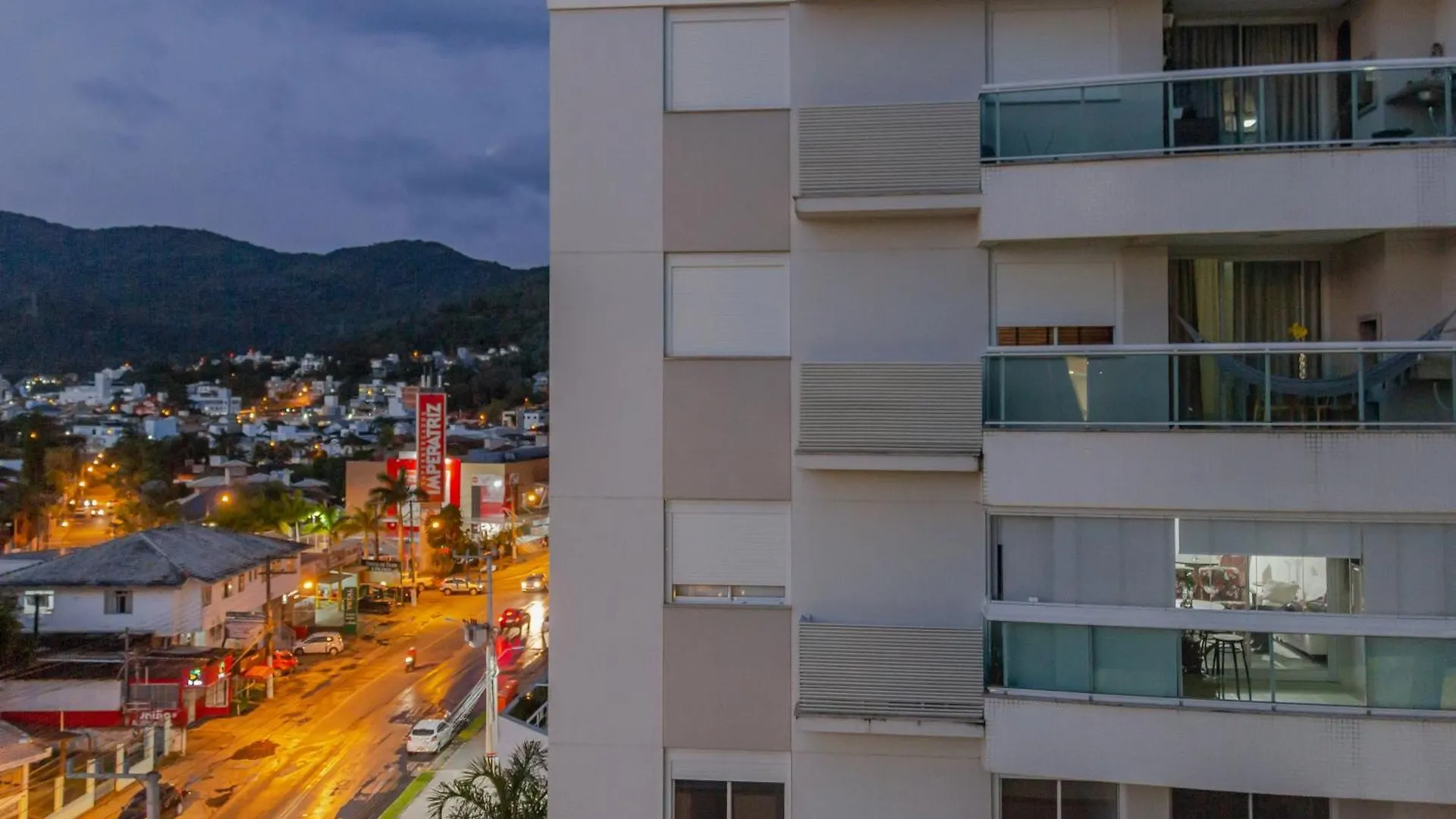 Sapphire Studios: Conforto No Corrego Grande P528 Florianópolis Lejlighed
